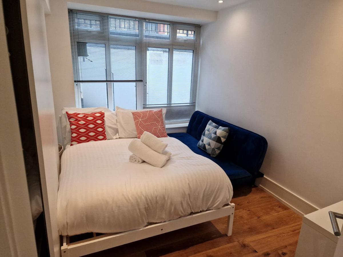 Lovely 1-Bed Apartment In Londra Dış mekan fotoğraf