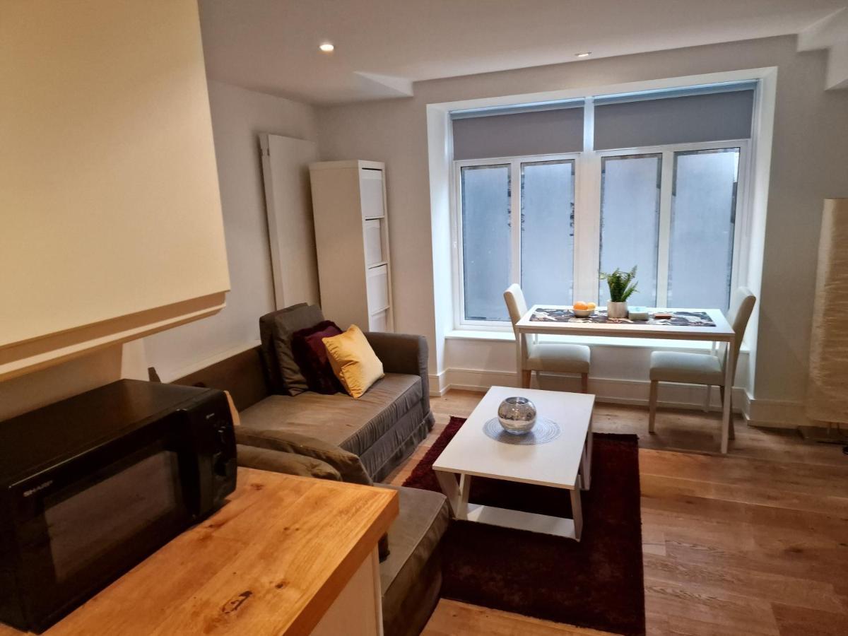 Lovely 1-Bed Apartment In Londra Dış mekan fotoğraf