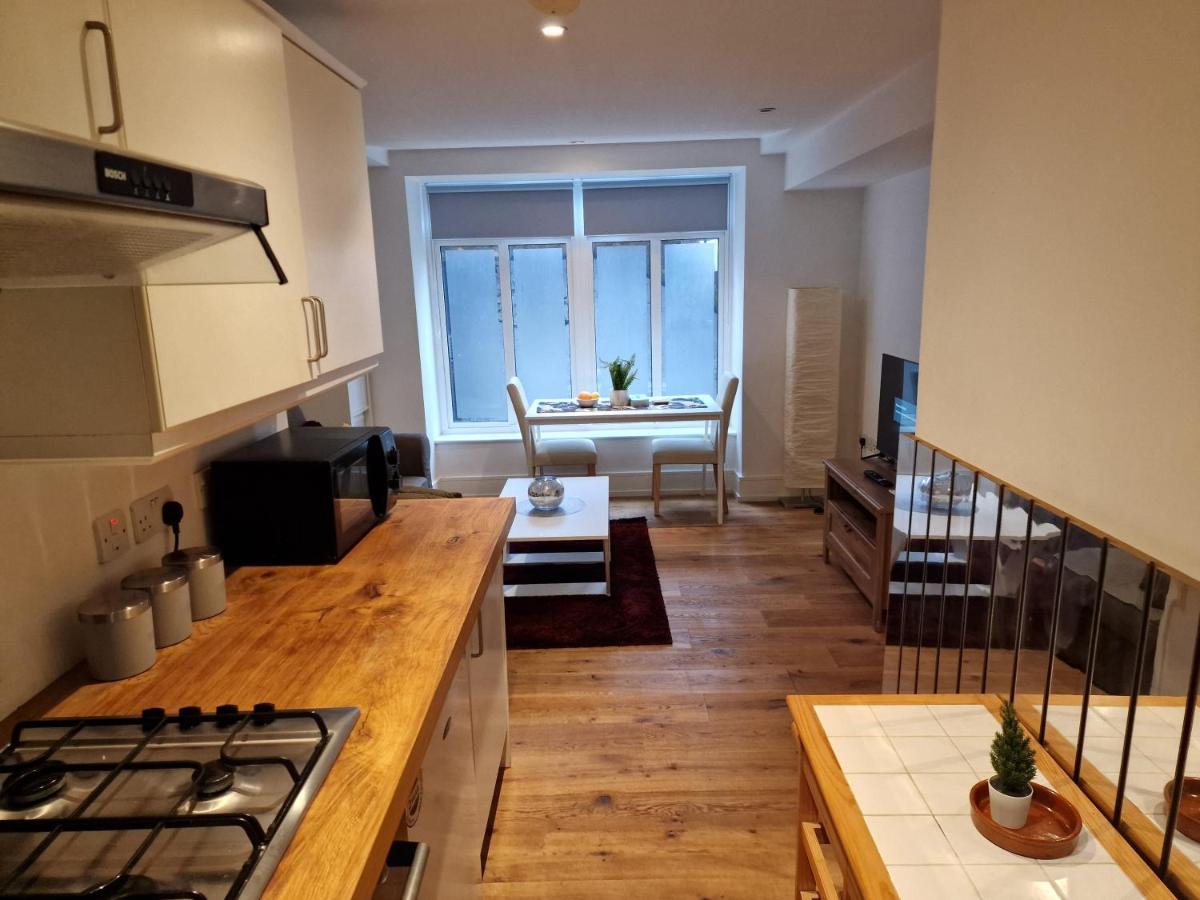 Lovely 1-Bed Apartment In Londra Dış mekan fotoğraf